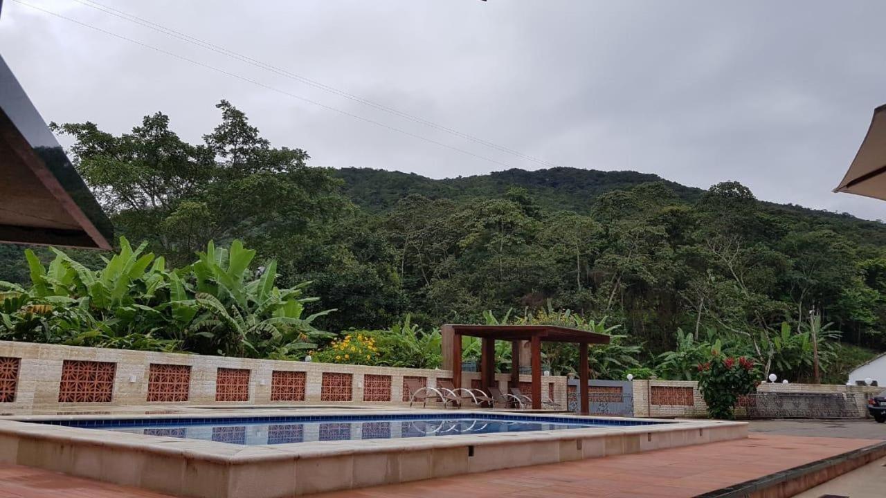 גואראמירנגה Hotel Cantinho Das Flores מראה חיצוני תמונה